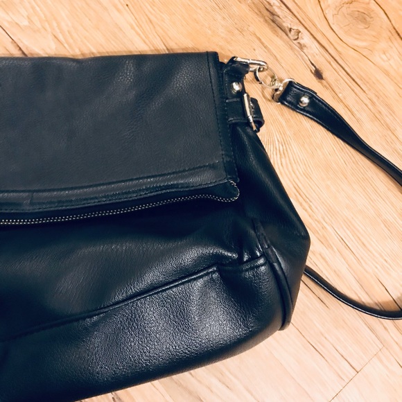Kelly & Katie Crossbody Foldover Bag - Picture 10 of 11
